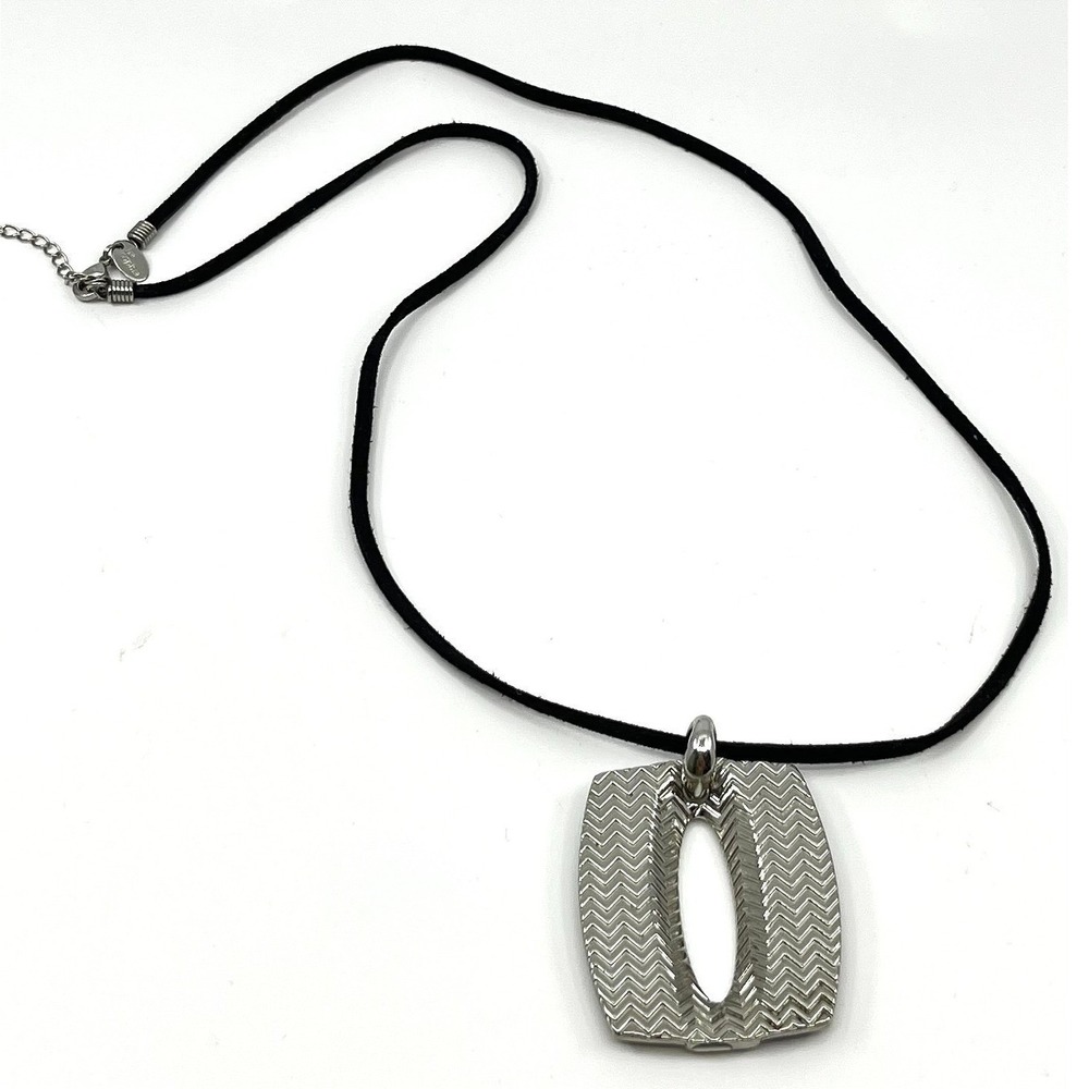 VTG Lia Sophia Geometric Reversible Pendant Necklace Black Suede Cord Lobster